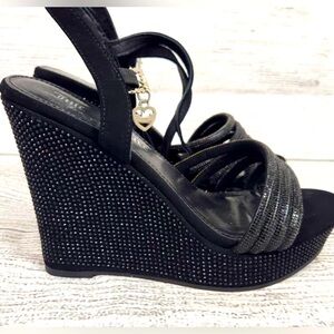 Women’s Juicy Couture Wedges